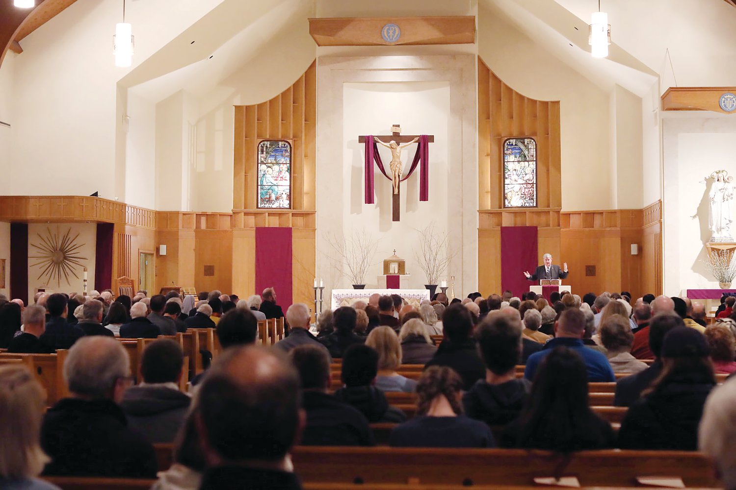 As part of the 150th anniversary celebration, the Diocese of Providence welcomed George Weigel to Our Lady of Mercy Church. Hundreds gathered to listen to the author’s lecture on “The Catholic Moment.”